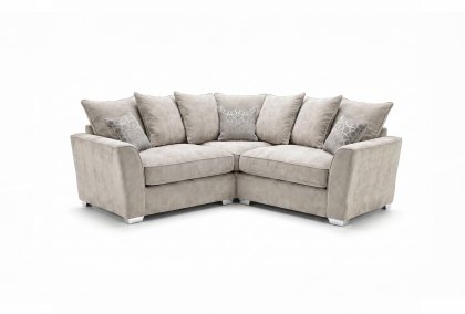 Wickham - Small Corner Group Wickham - Small Corner Group