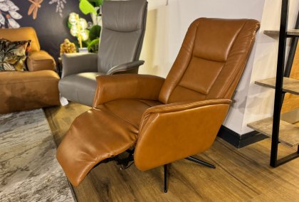 Simpson Swivel Chair with Integrated Footstool