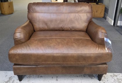 Bethie Leather Love Seat Bethie Leather Love Seat