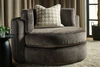 Longton - Swivel Chair Longton - Swivel Chair