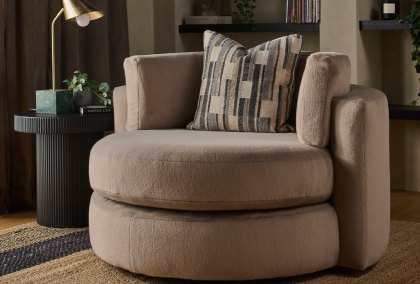 Longton - Swivel Chair Longton - Swivel Chair