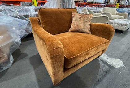 Sabden - Love Seat Sabden - Love Seat