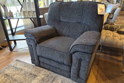 Piazza Bundle - Manual 2 Seater & Powered Armchair Piazza Bundle - Manual 2 Seater & Powered Armchair