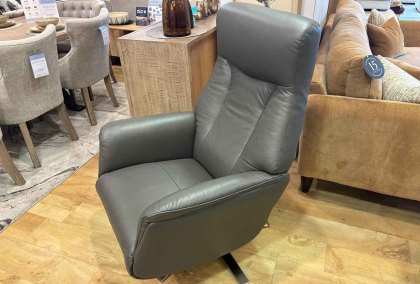 Hollister Zero Gravity Power Swivel Recliner Hollister Zero Gravity Power Swivel Recliner