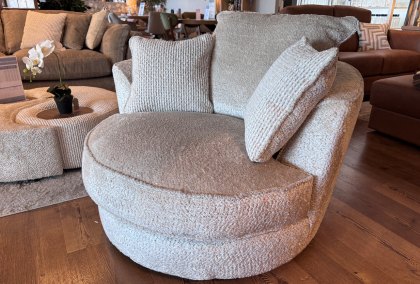 Affinity - Swivel Chair Affinity - Swivel Chair