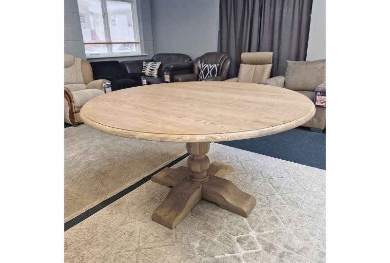 Clearance Viktor Round Dining Table