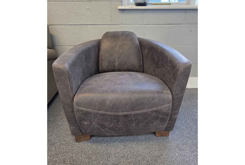 Clearance Rocket Tub Chair